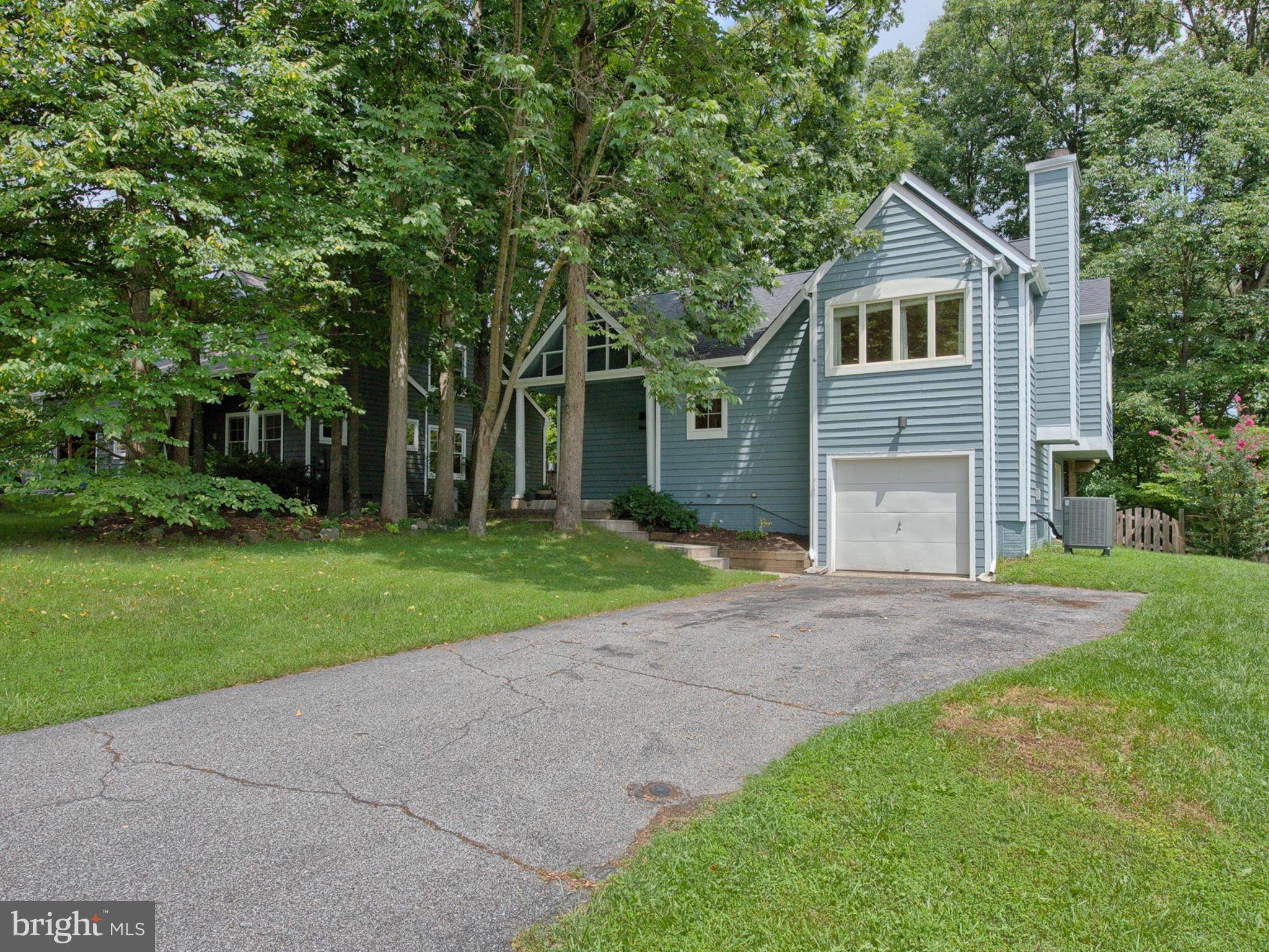 New Market, MD 21774,5743 OLD LOG CT