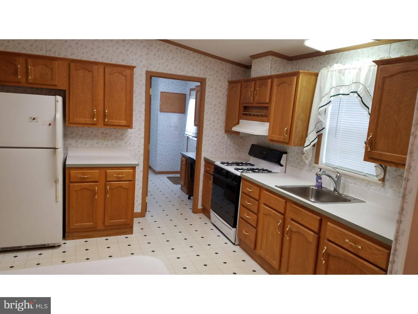 Royersford, PA 19468,105 DAISY LN