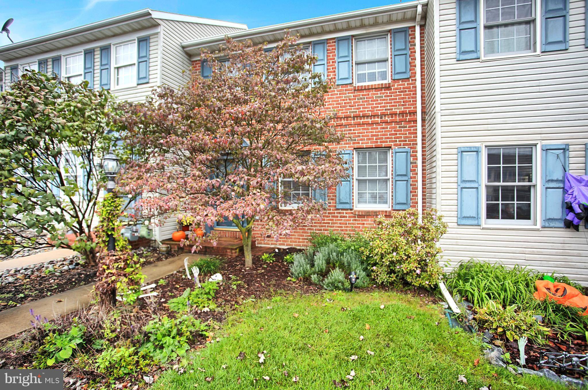 York, PA 17404,335 ROBIN HILL CIRCLE