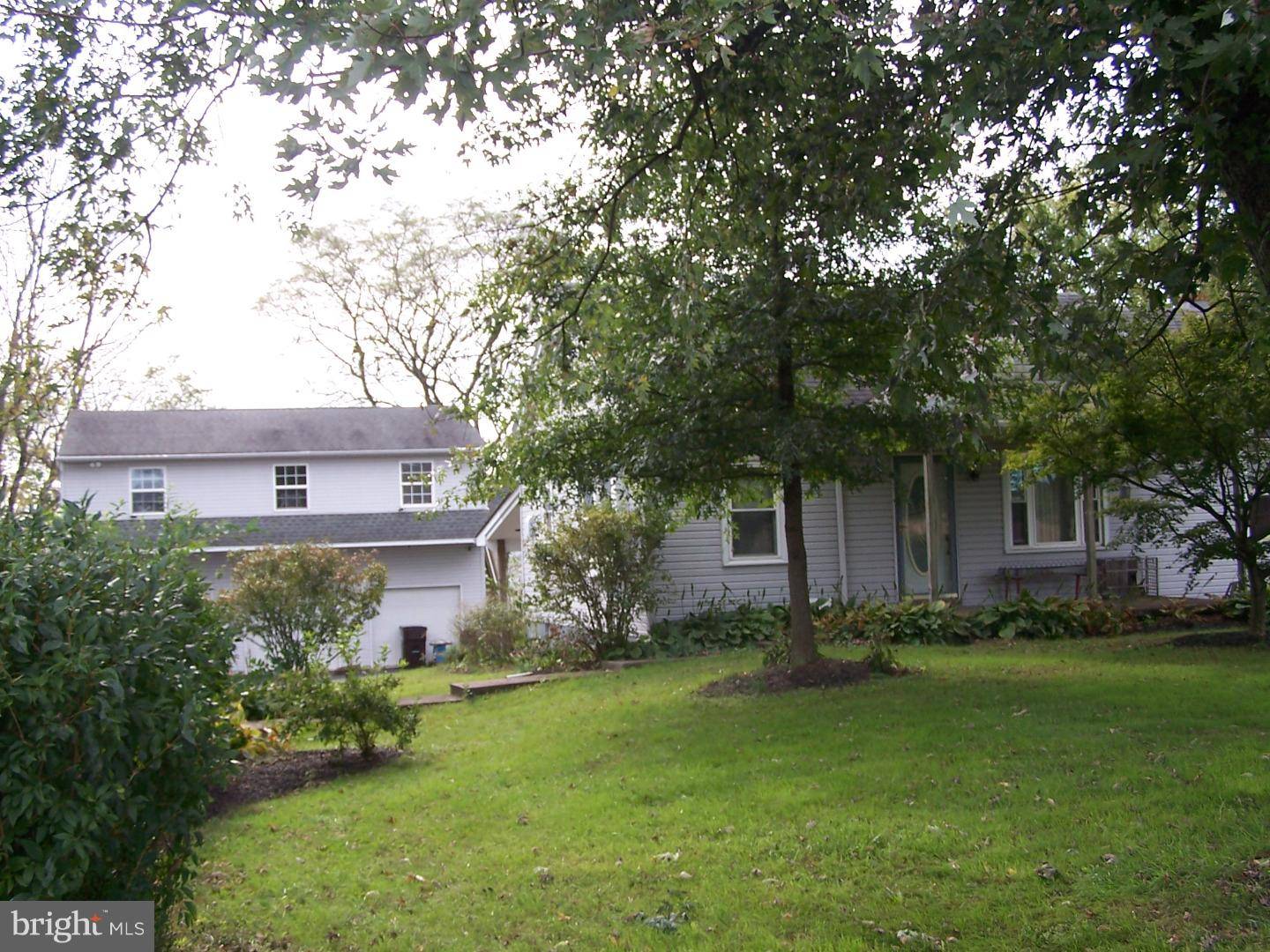 Pennsburg, PA 18073,1322 FREY RD