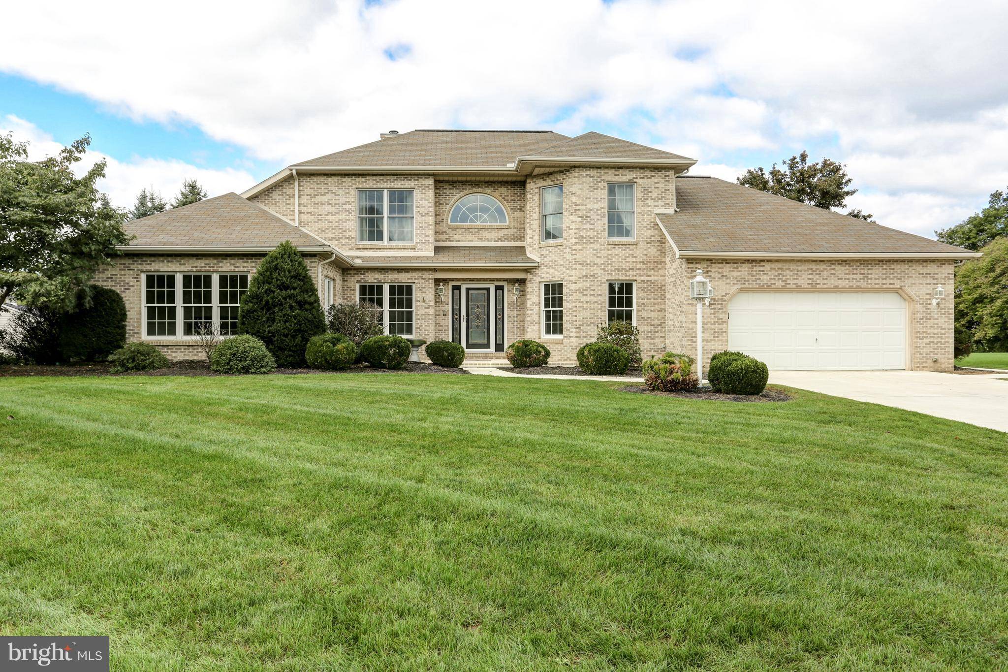 Mechanicsburg, PA 17050,11 IRONGATE CT