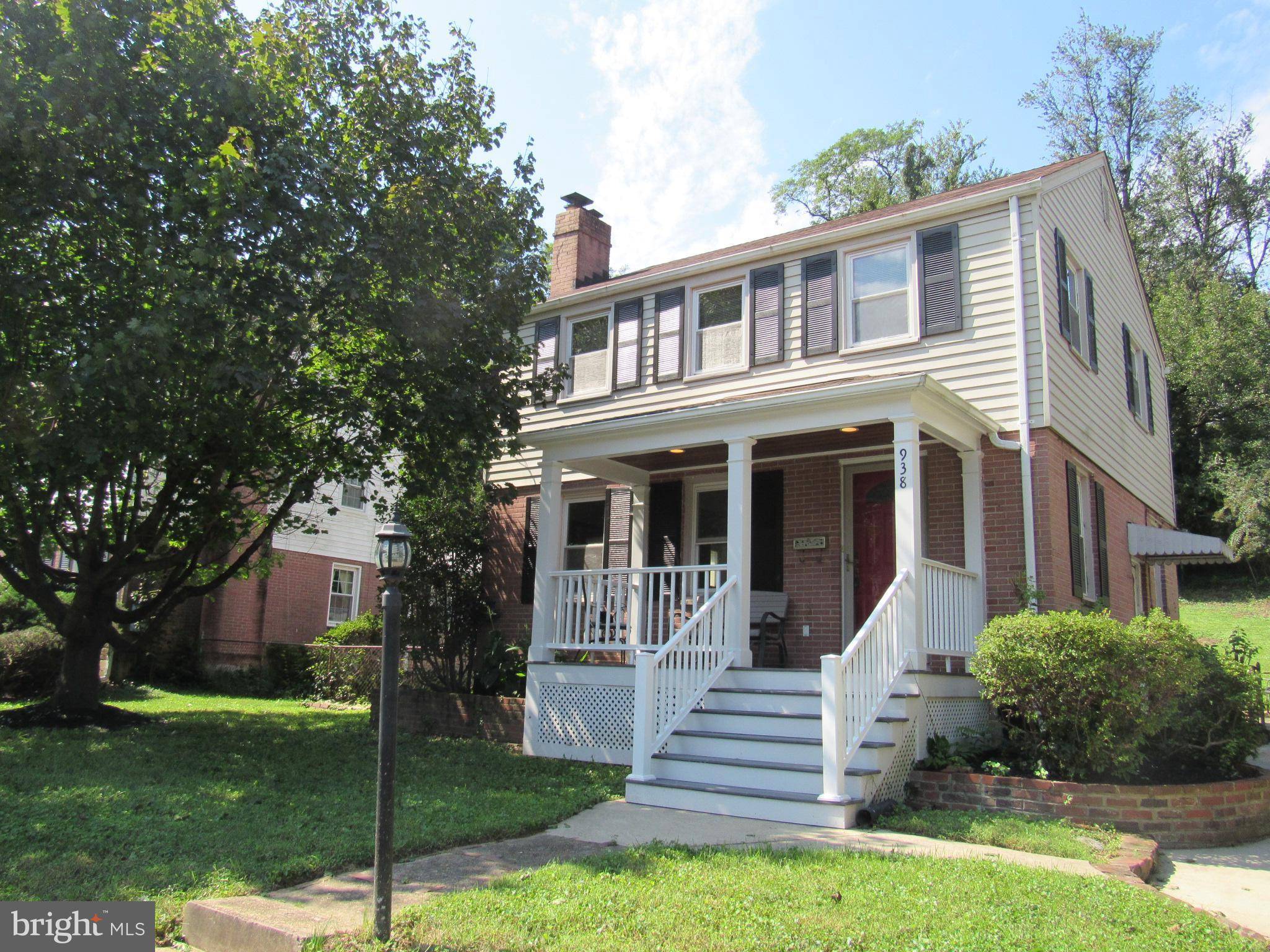 Arlington, VA 22205,938 LONGFELLOW ST