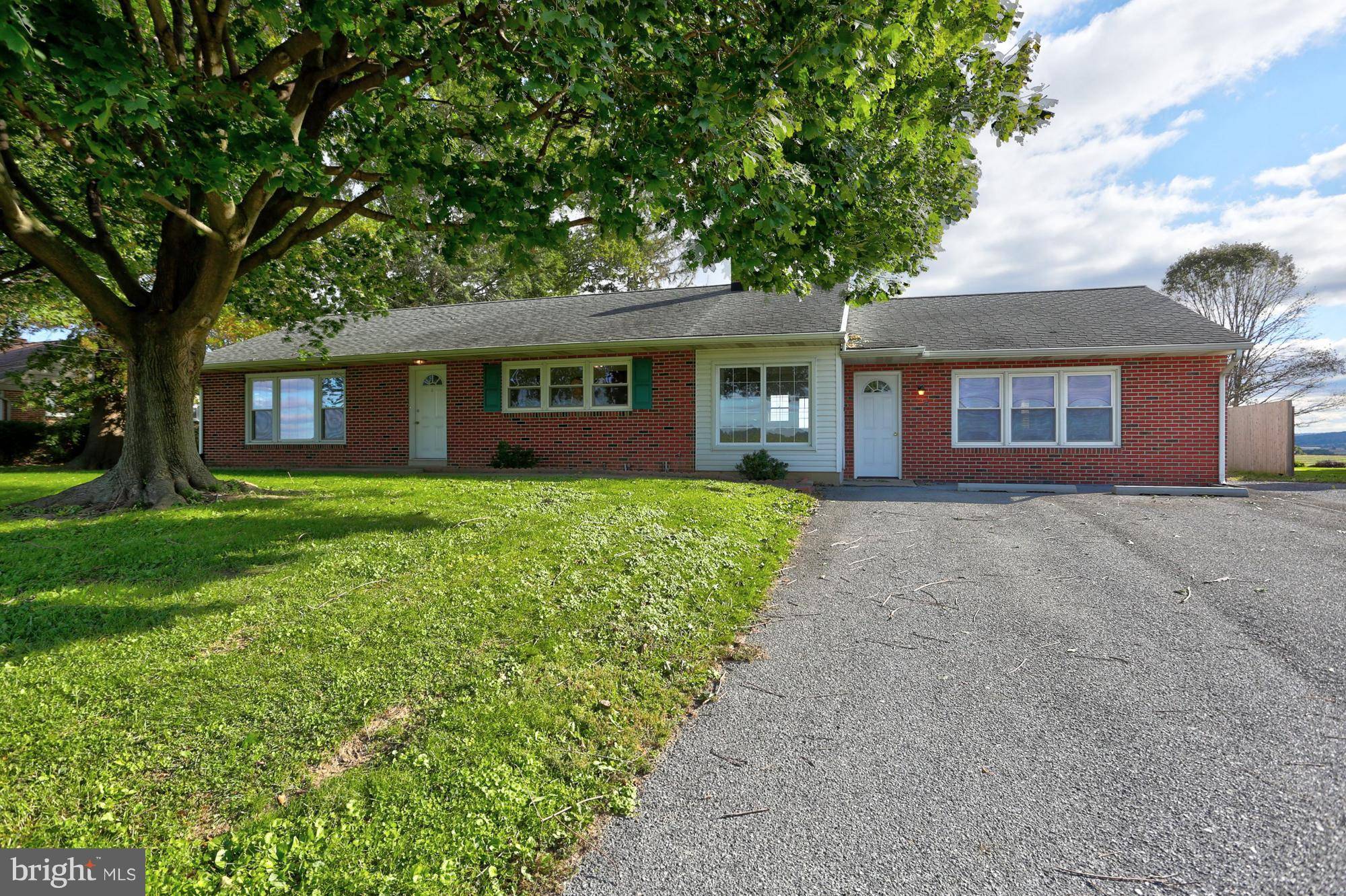 Lancaster, PA 17602,2107 SOUTH VIEW RD