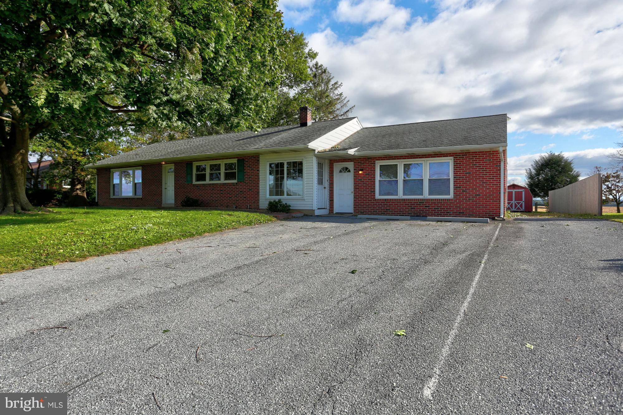 Lancaster, PA 17602,2107 SOUTH VIEW RD