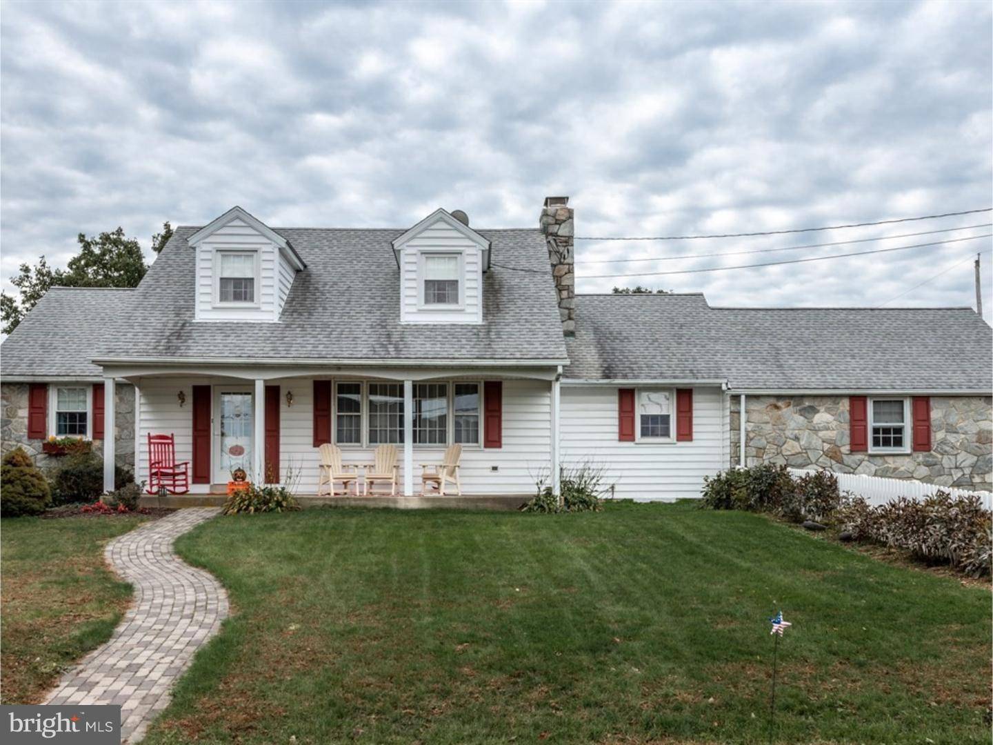 Oley, PA 19547,2 LUPINE LN