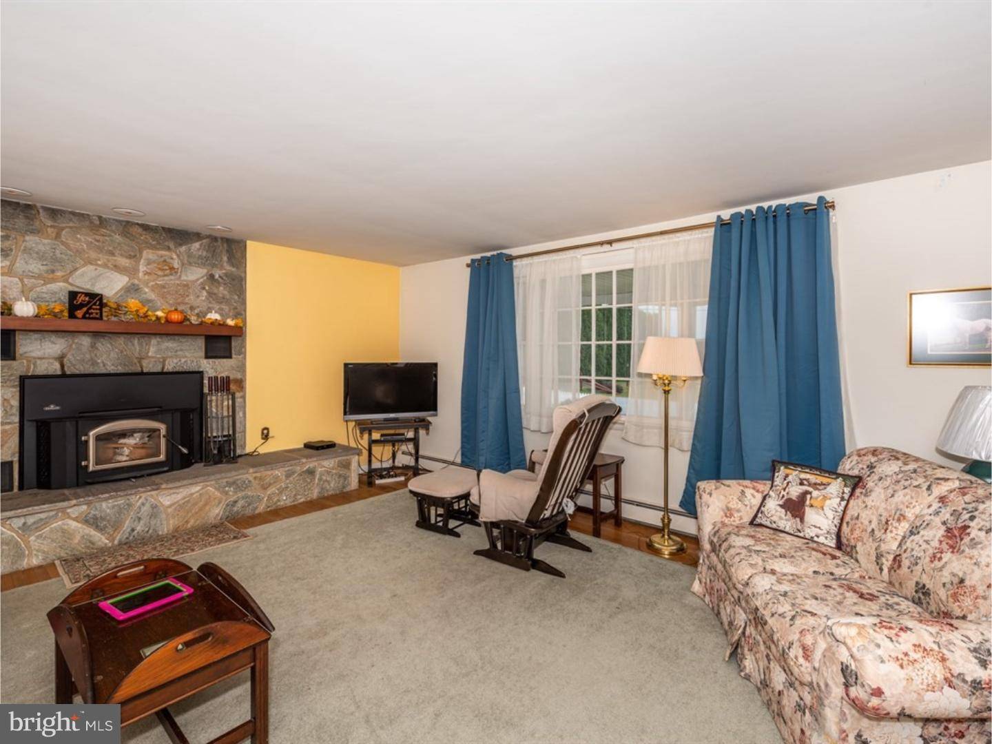 Oley, PA 19547,2 LUPINE LN