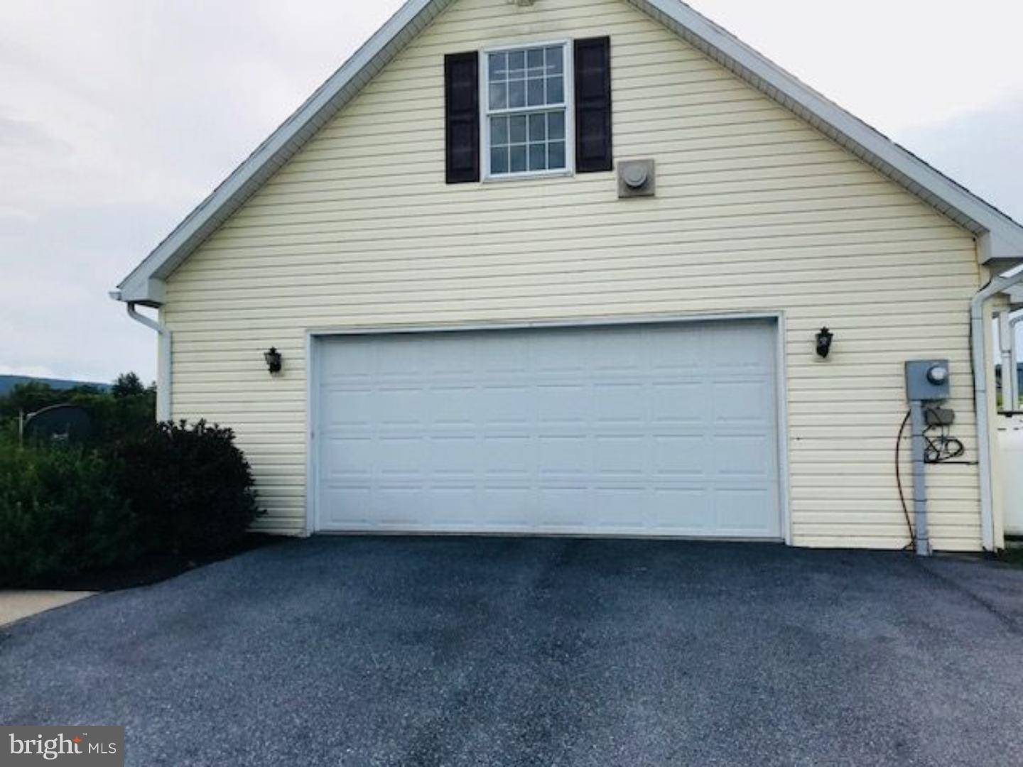 Pine Grove, PA 17963,1000 SUEDBERG RD