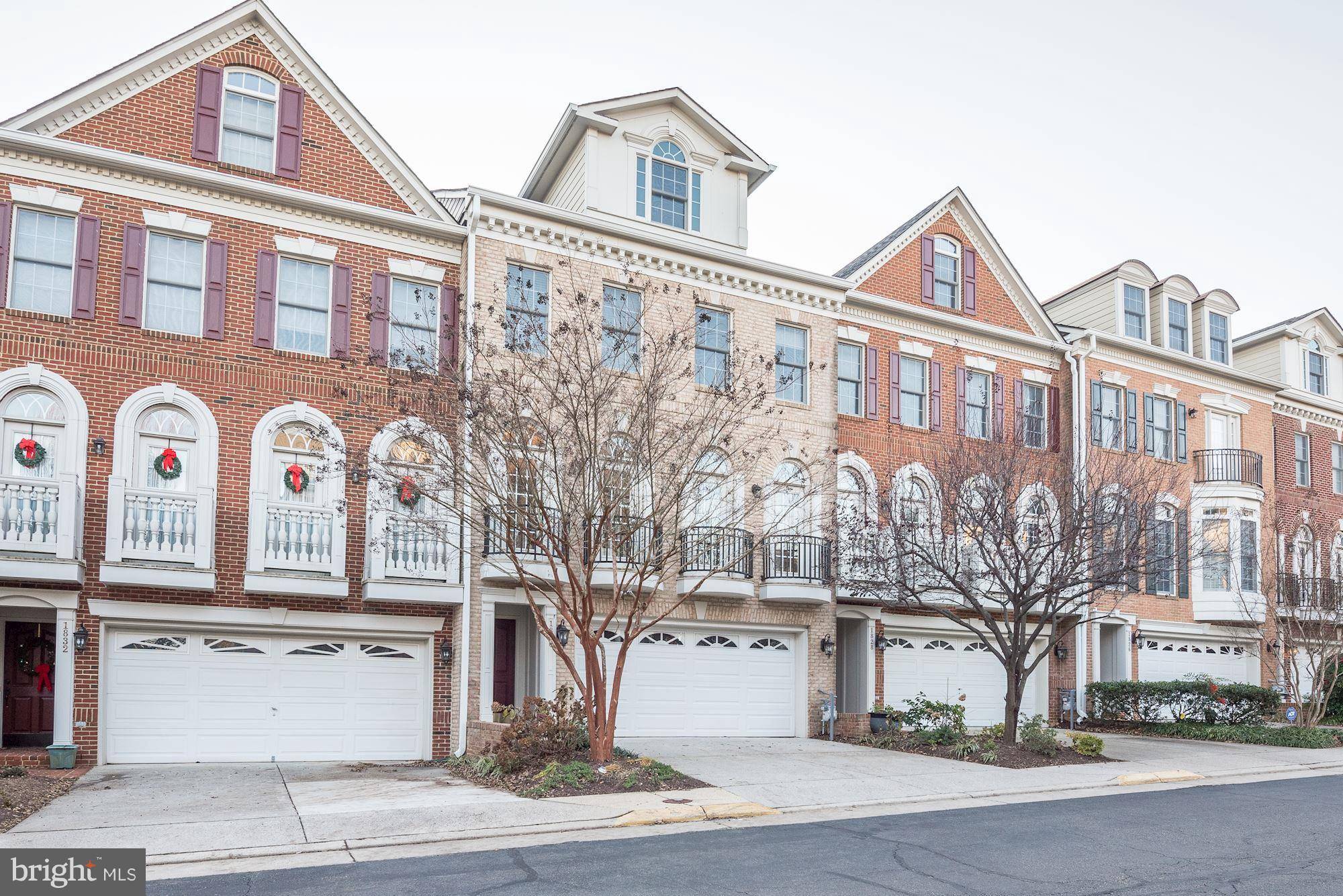 Mclean, VA 22102,1830 FONTHILL CT #18