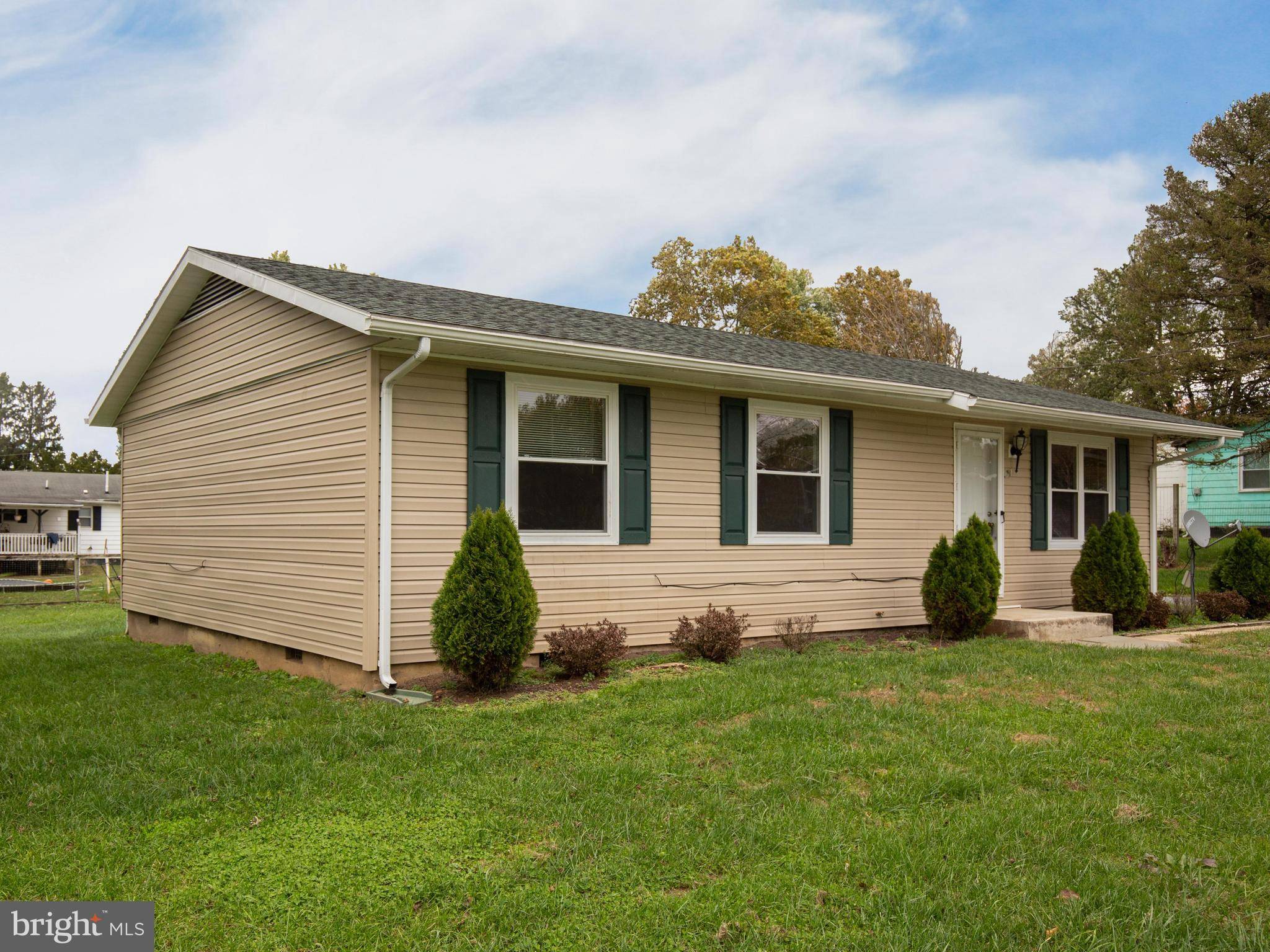 Kearneysville, WV 25430,11 BUGLE LN