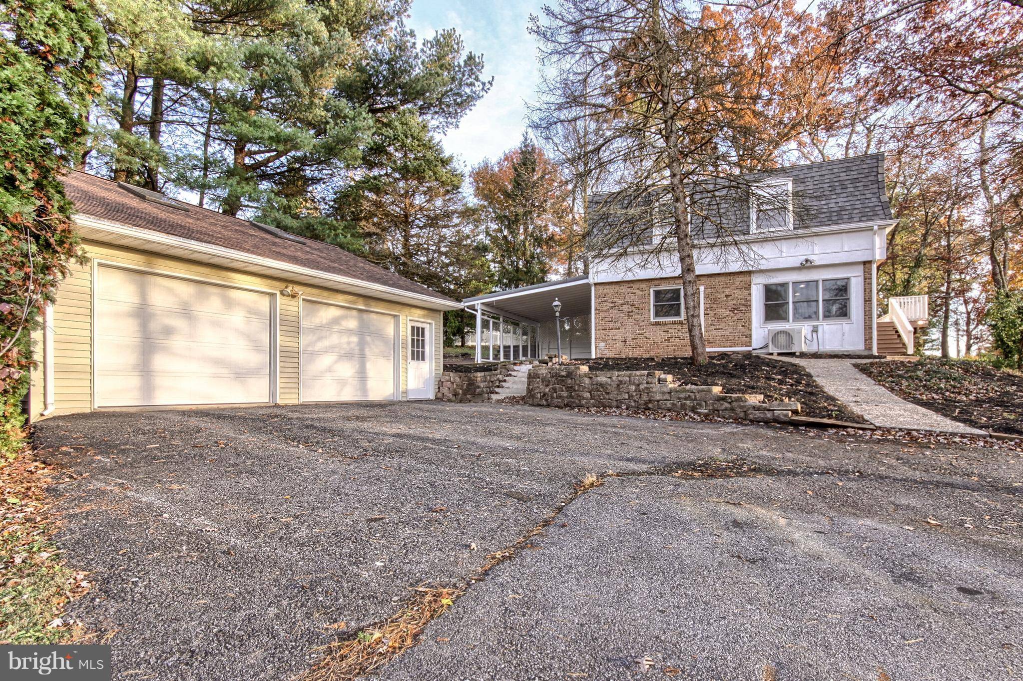 Etters, PA 17319,30 BUNKER LN