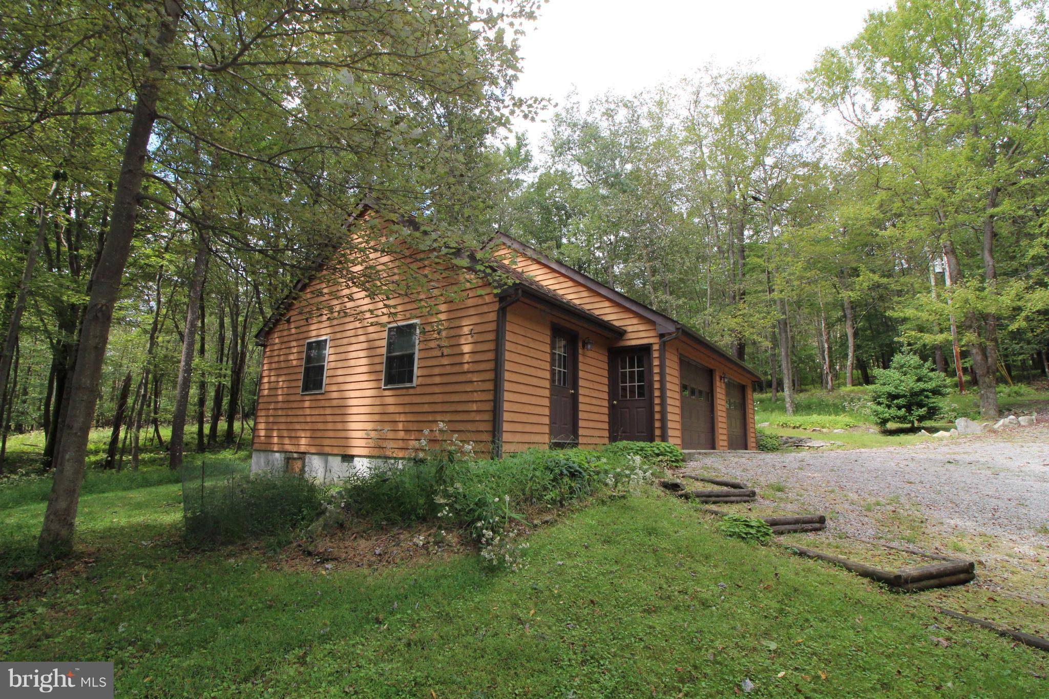 Terra Alta, WV 26764,44 DAY LILY CT