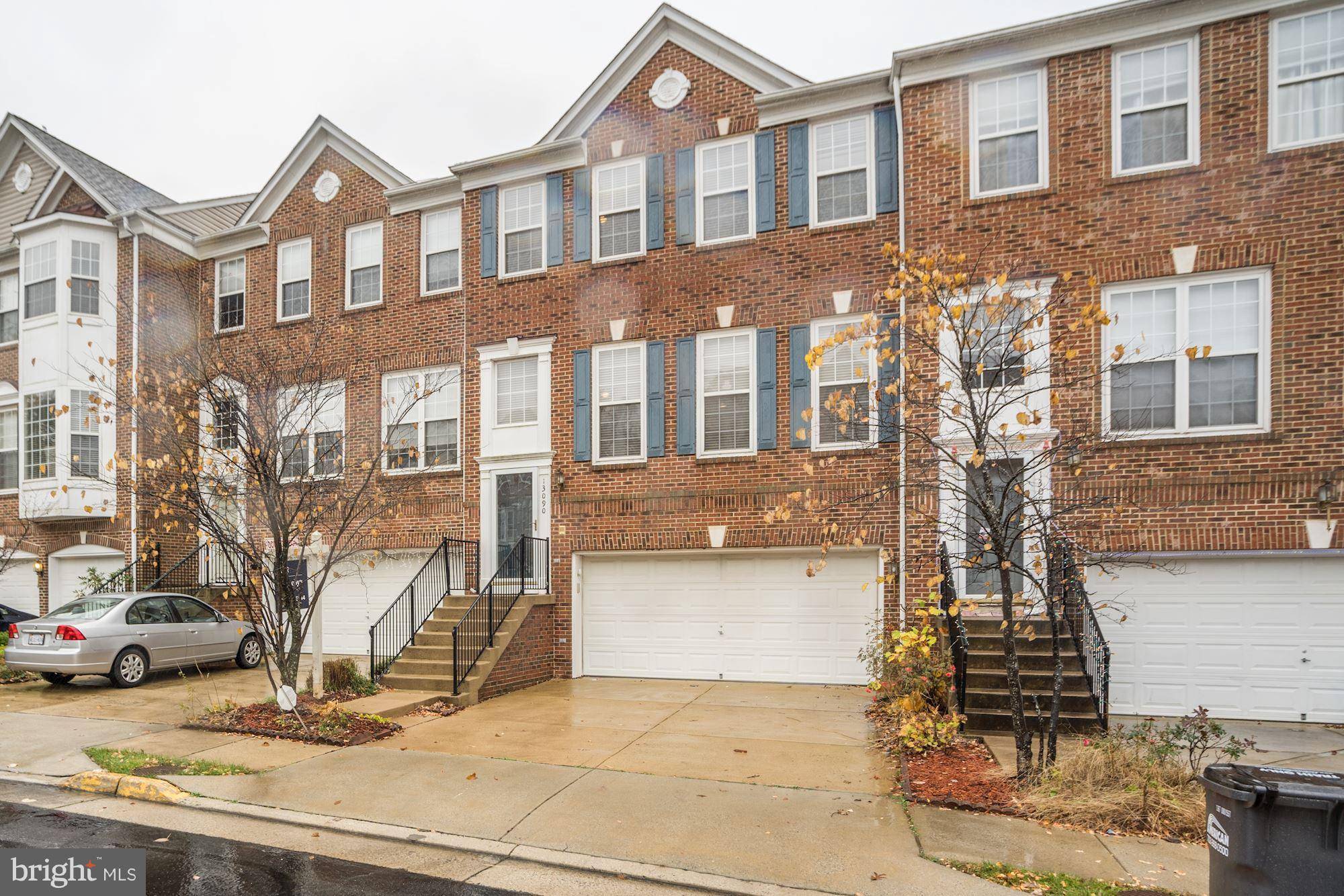 Herndon, VA 20171,13090 ROSE PETAL CIR