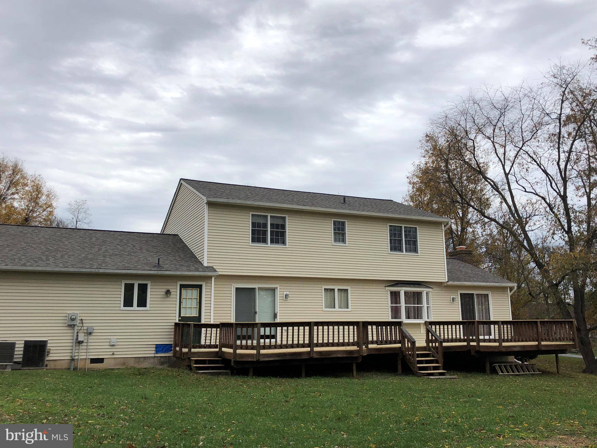 Charles Town, WV 25414,42 MIDWAY FARM CT