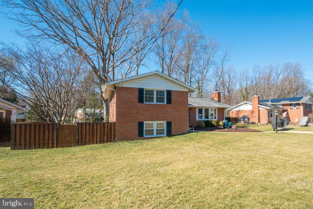 Annandale, VA 22003,6740 FERN LN