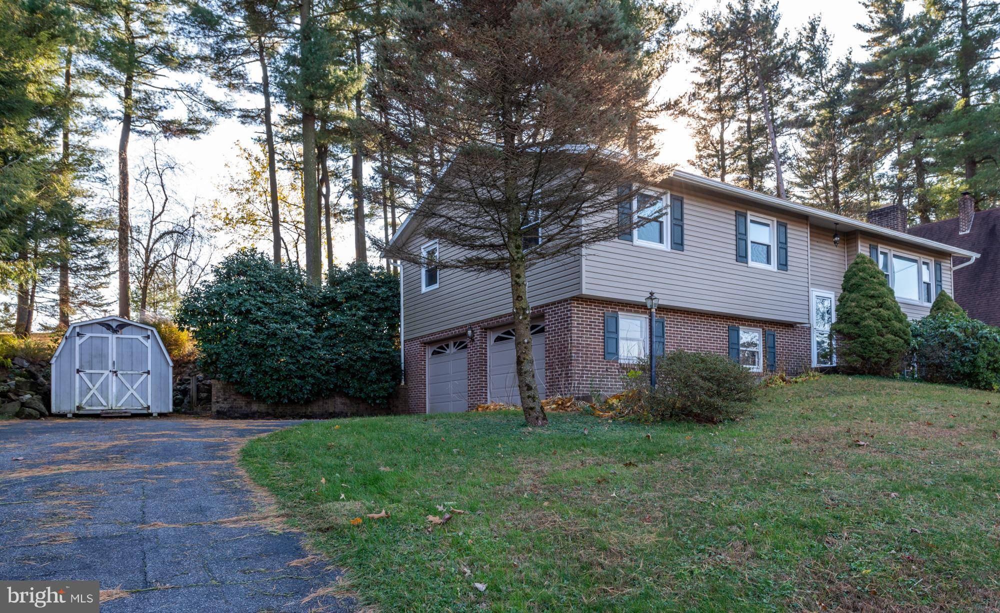 Denver, PA 17517,25 PINE CREST DRIVE