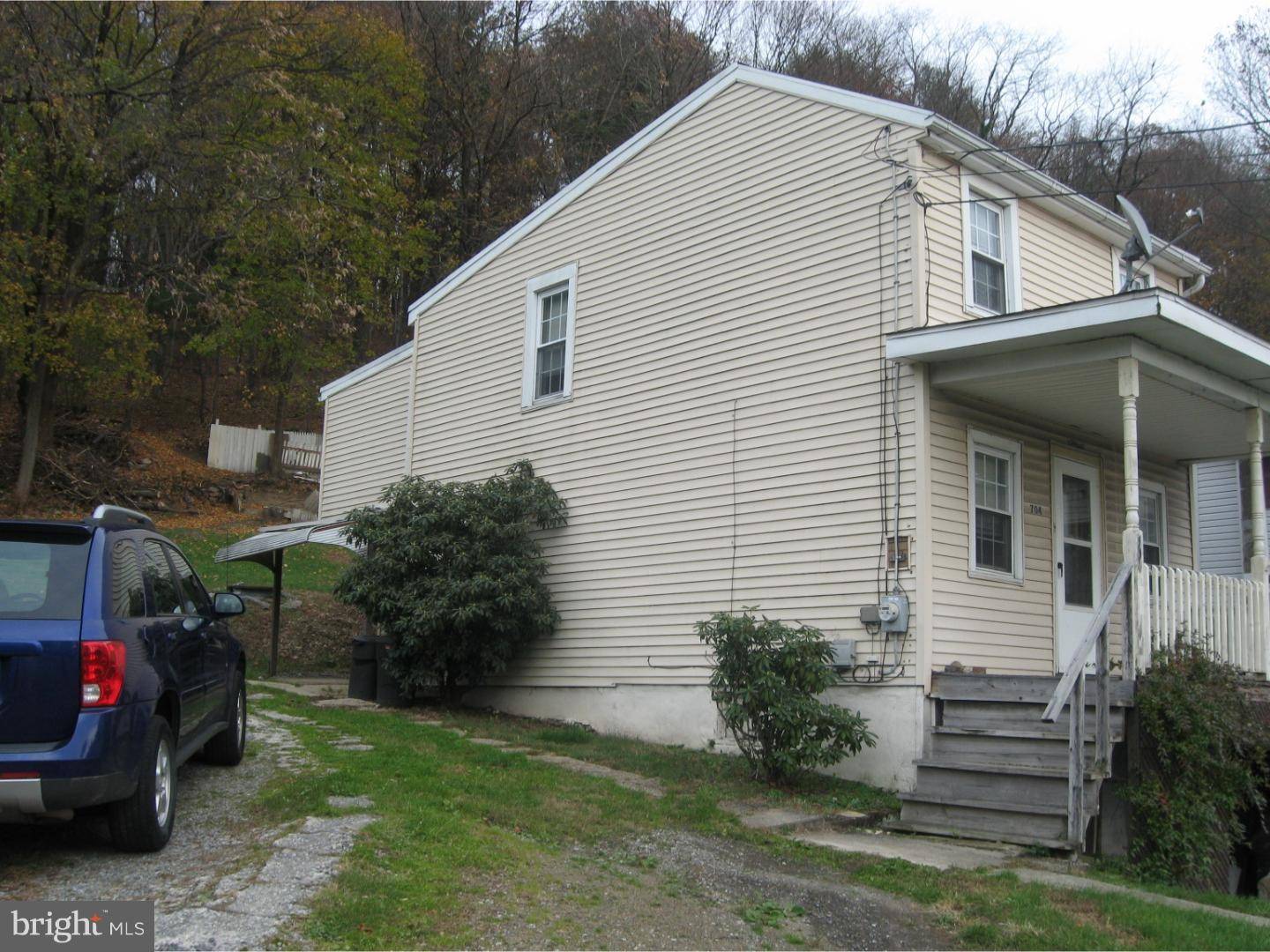 Pottsville, PA 17901,704 PORT CARBON ST CLAIR HWY