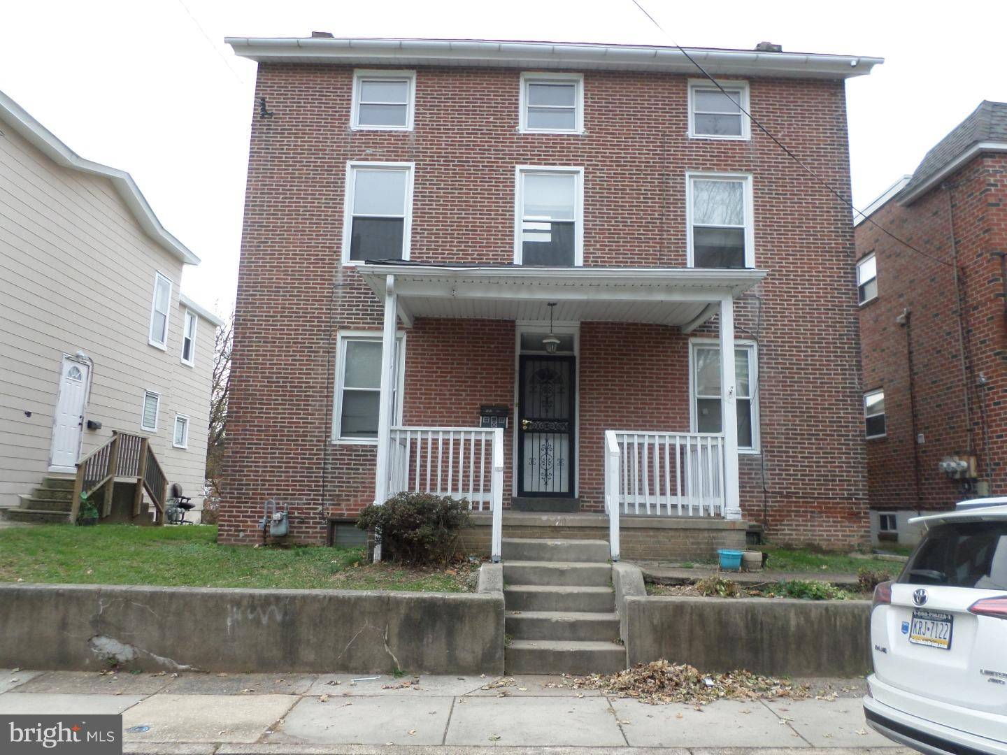 Clifton Heights, PA 19018,22 S SYCAMORE AVE