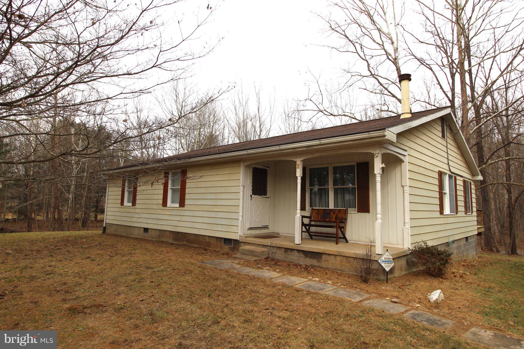 Berkeley Springs, WV 25411,67 WATERSIDE CT