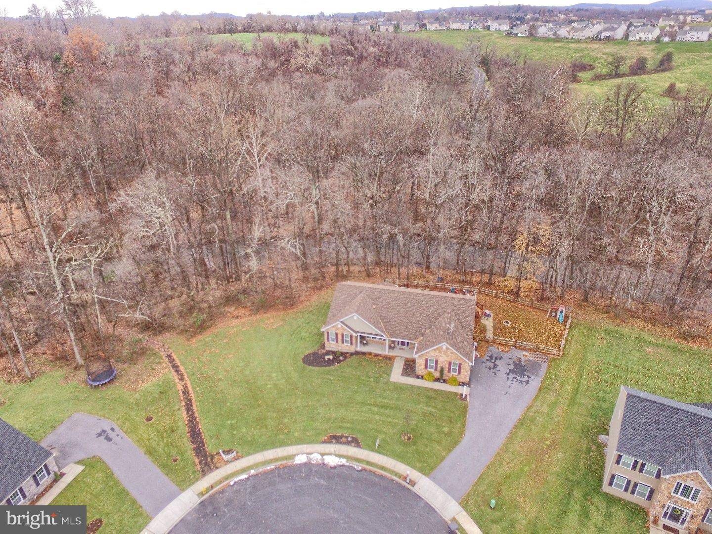 Douglassville, PA 19518,101 WOODS EDGE DR