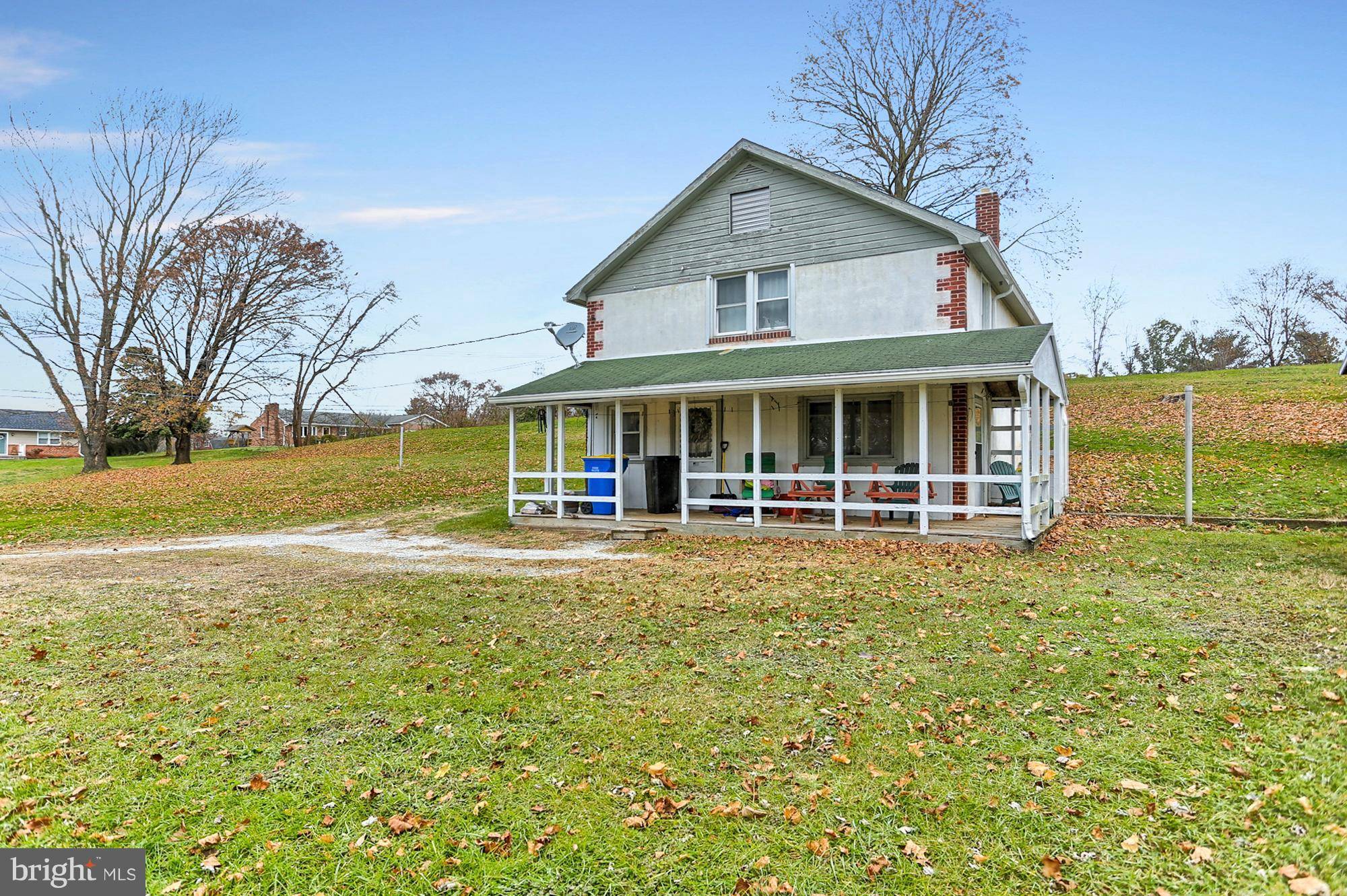 Thomasville, PA 17364,310 N BIESECKER RD