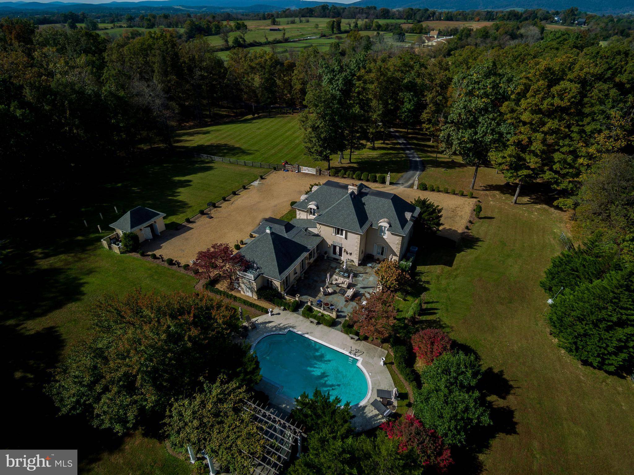 Upperville, VA 20184,22030 WILLISVILLE RD