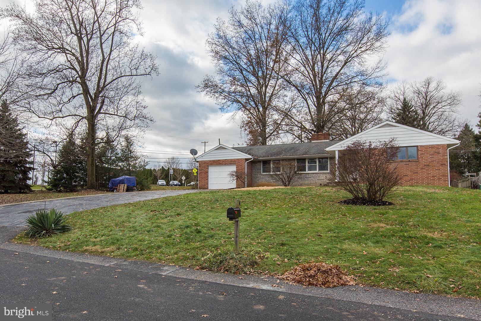 Mount Joy, PA 17552,4 JOY AVE