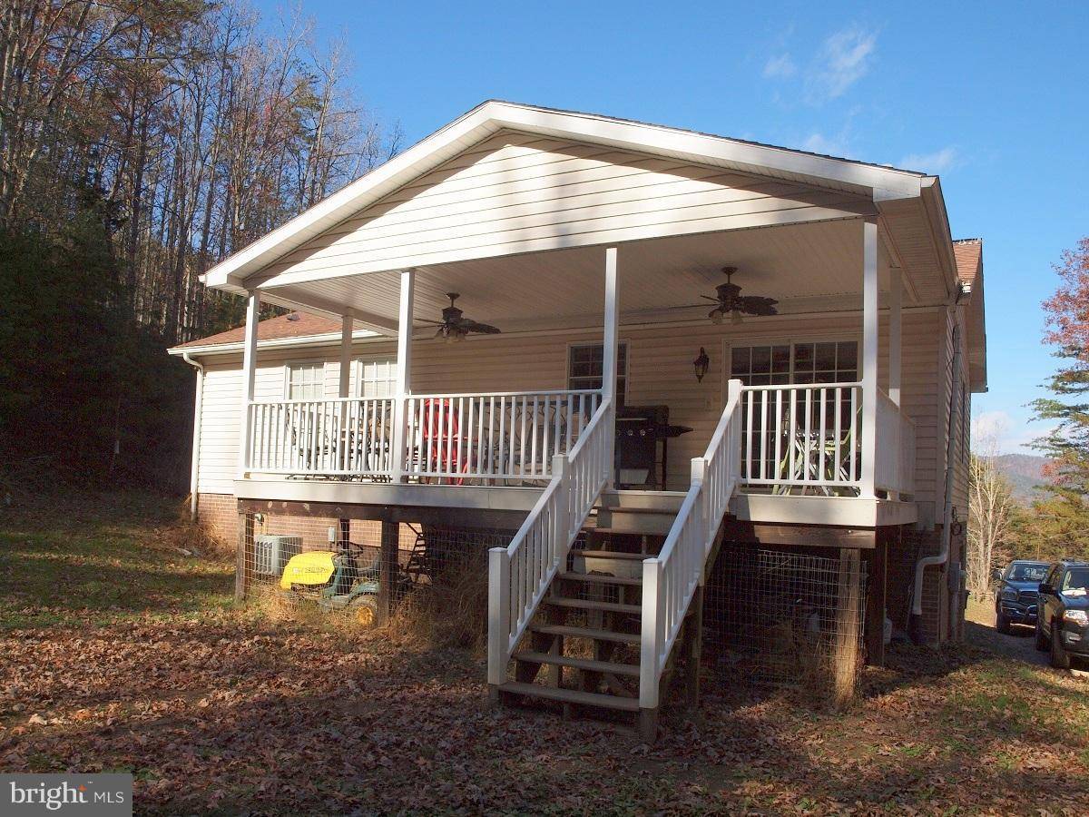 Sugar Grove, WV 26815,117 IMPERIAL LANE