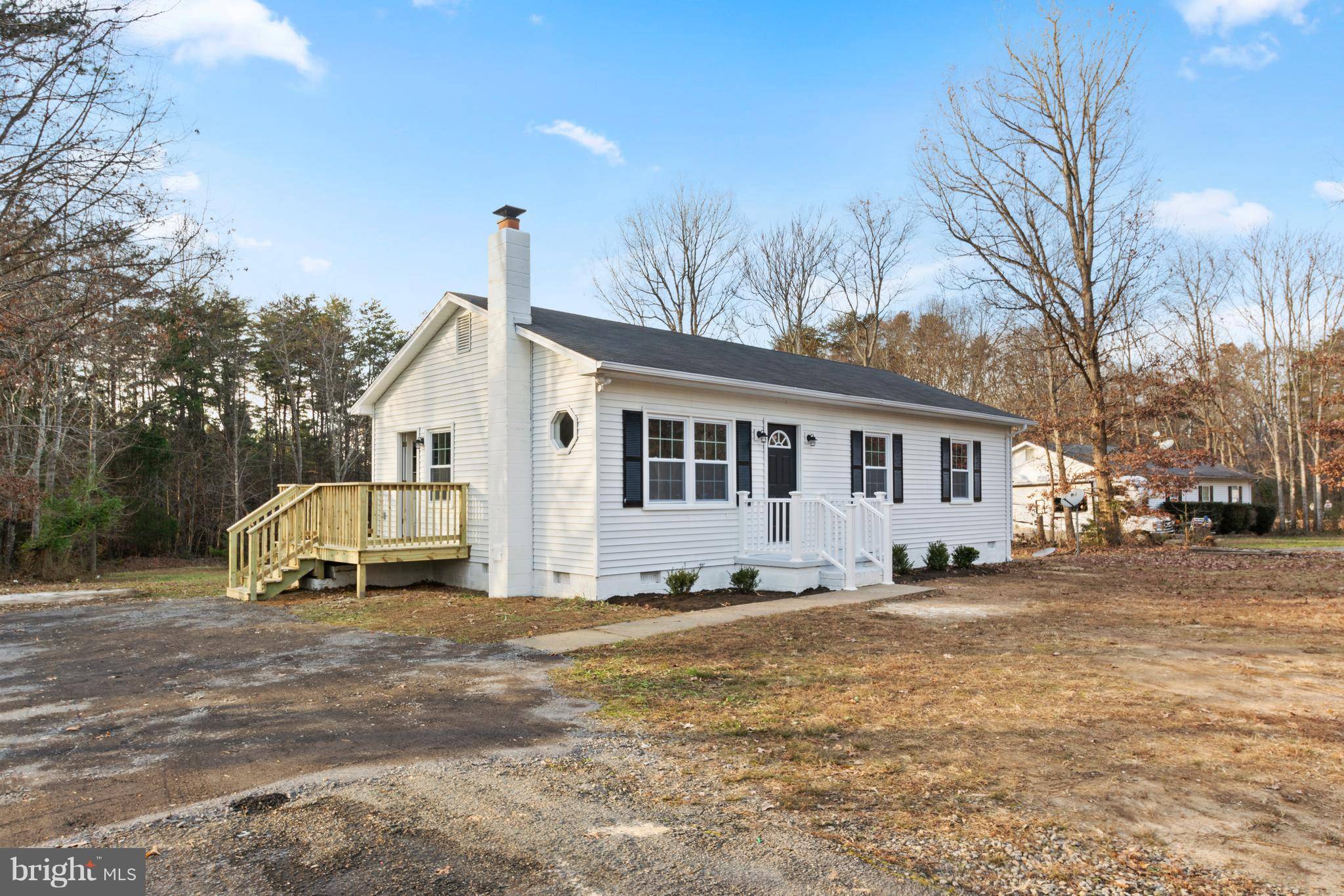 Louisa, VA 23093,1512 HARRIS CREEK RD