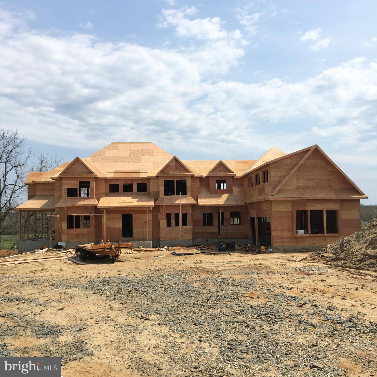 Cream Ridge, NJ 08514,5 MANOR DR