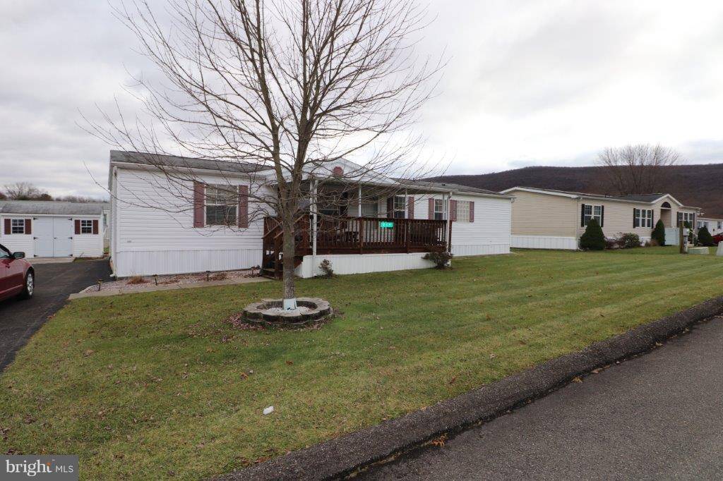 Lehighton, PA 18235,219 GOLDBERG LN