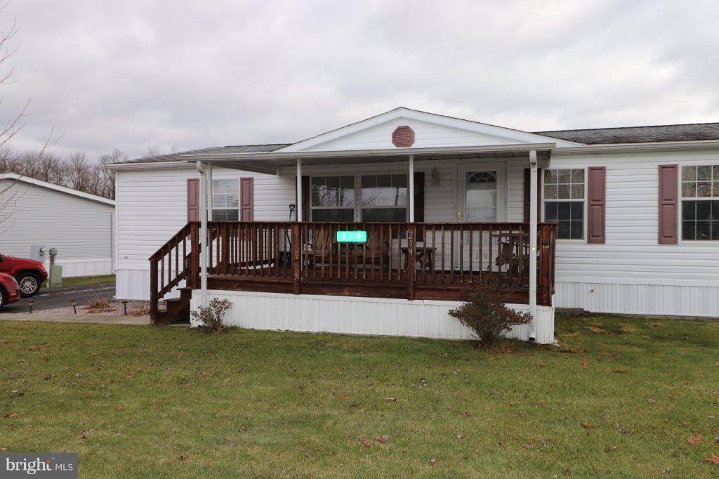 Lehighton, PA 18235,219 GOLDBERG LN