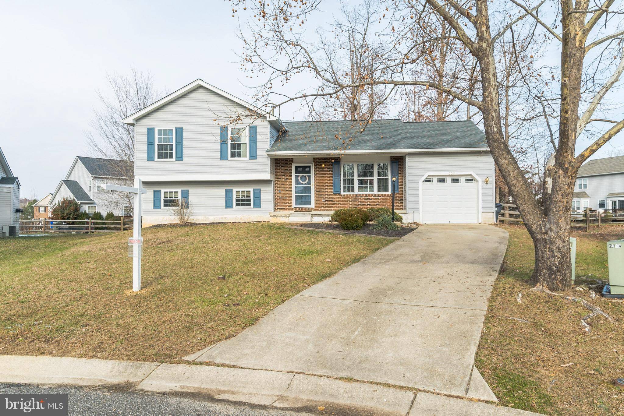 Waldorf, MD 20603,5013 SAILFISH CT