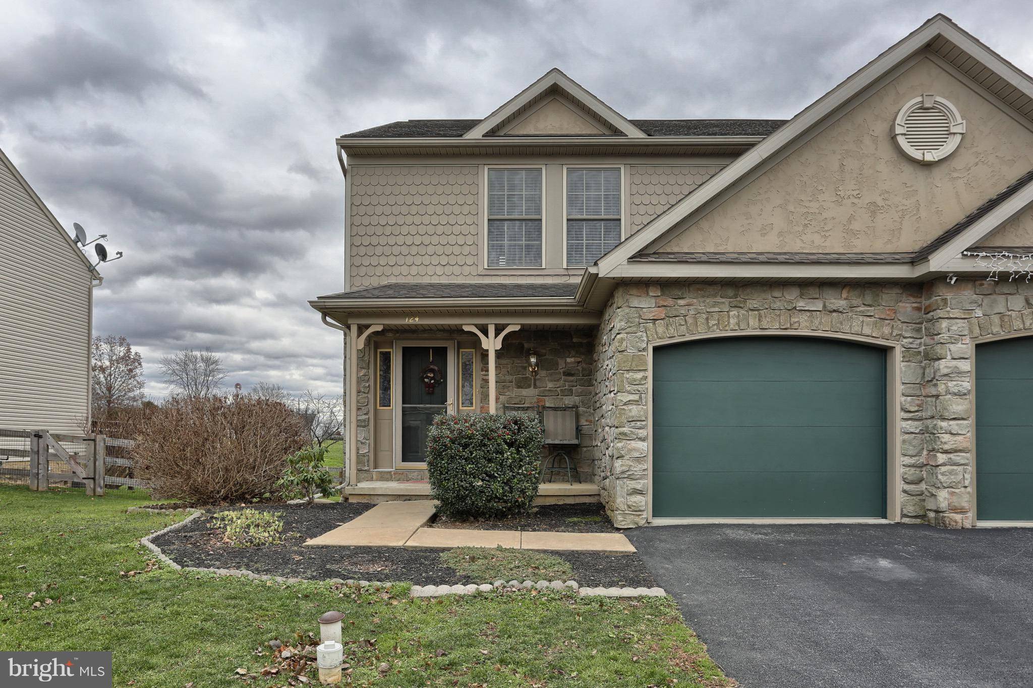 Ephrata, PA 17522,124 TALON DR