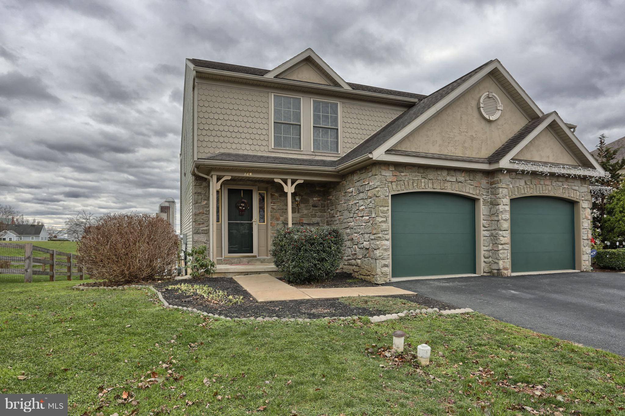 Ephrata, PA 17522,124 TALON DR