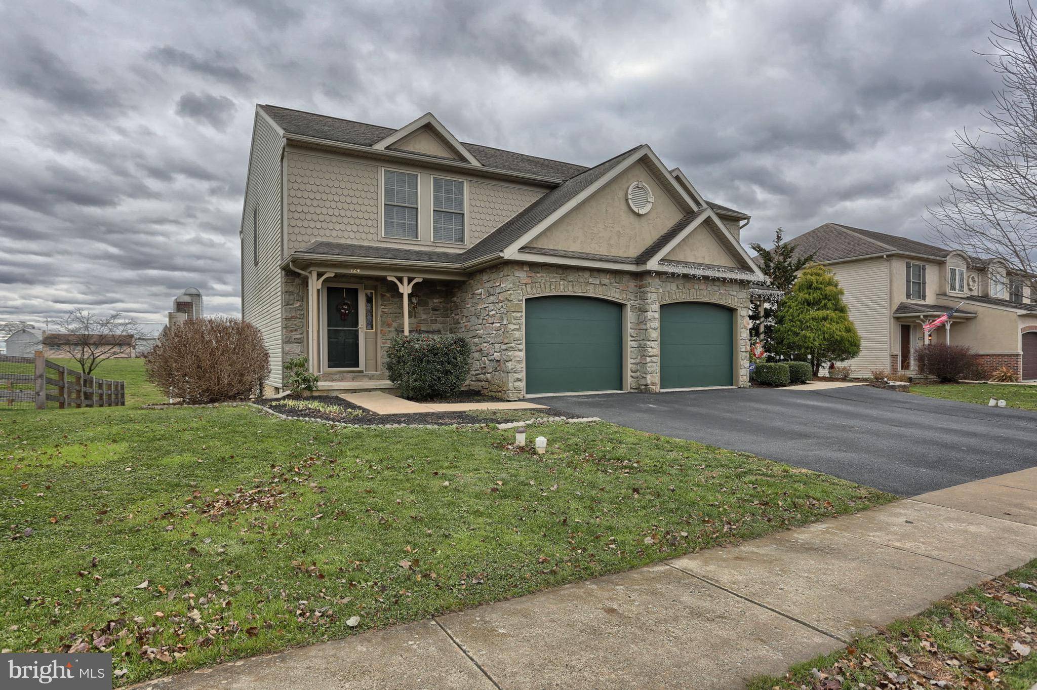 Ephrata, PA 17522,124 TALON DR