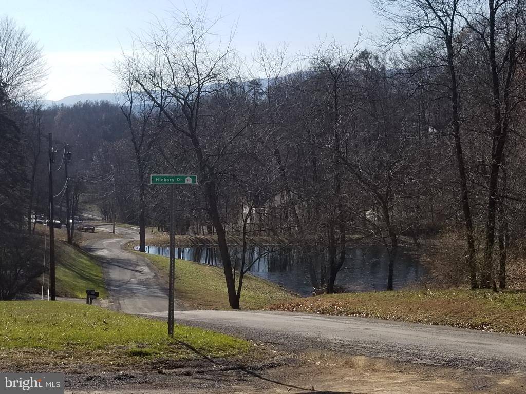 Berkeley Springs, WV 25411,526 SUGAR HOLLOW RD