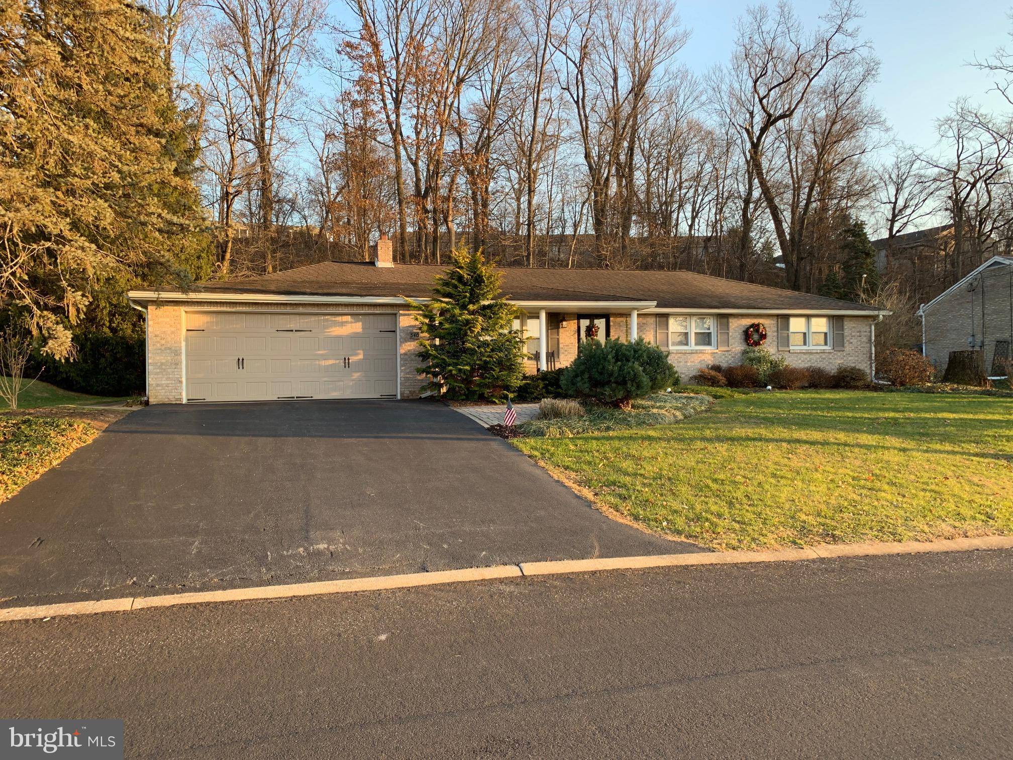 York, PA 17406,540 SKYVIEW DR