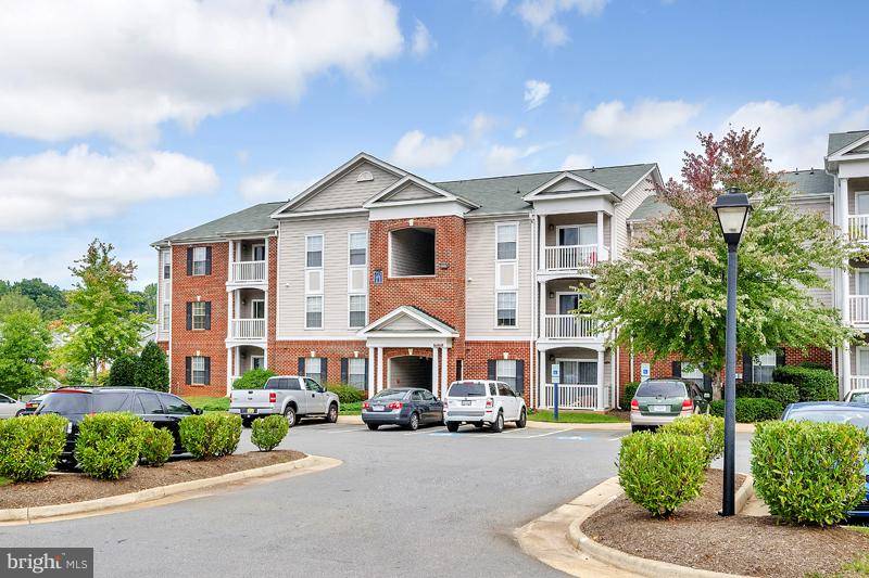 Charlottesville, VA 22903,765 DENALI WAY #301