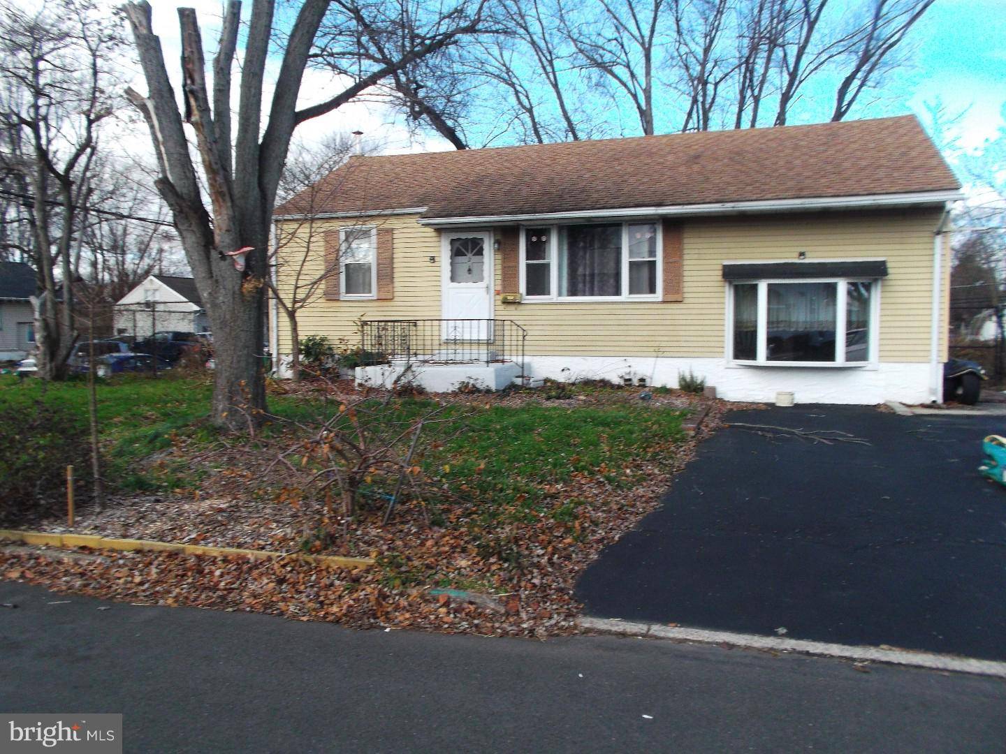 Levittown, PA 19057,2 PATRICIAN ST