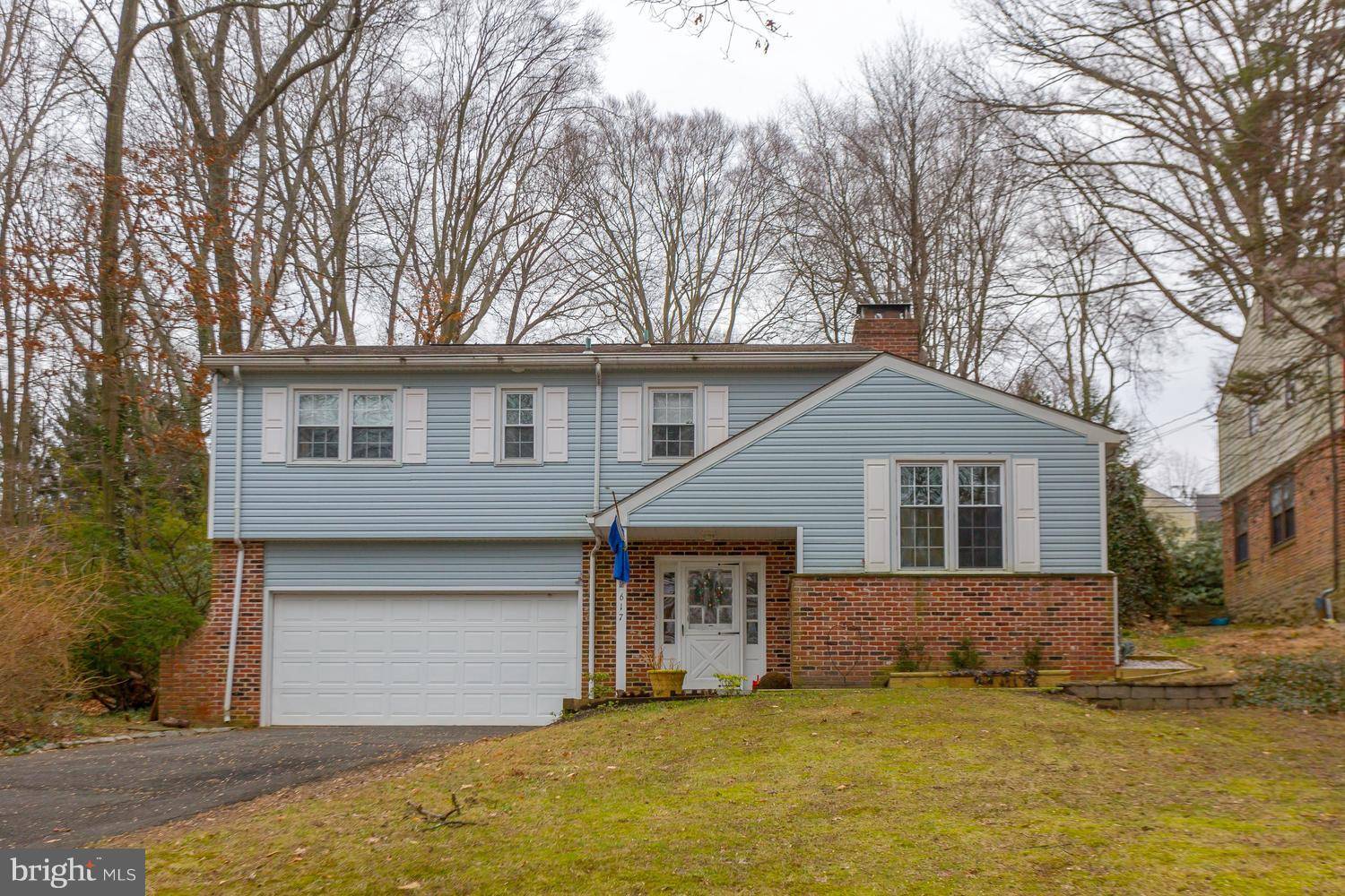 Glenside, PA 19038,617 BRIDLE RD