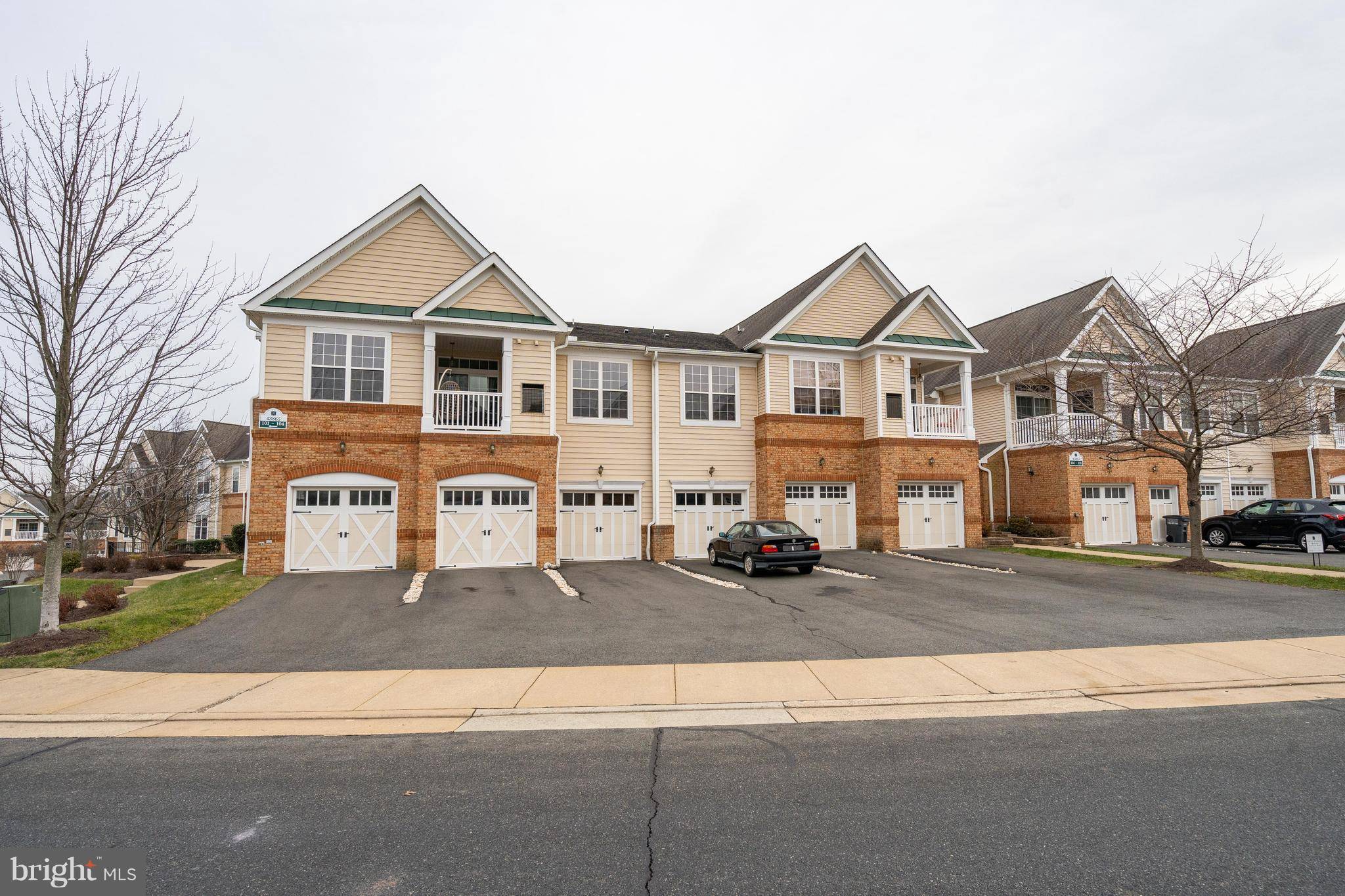 Ashburn, VA 20147,43865 HICKORY CORNER TER #105