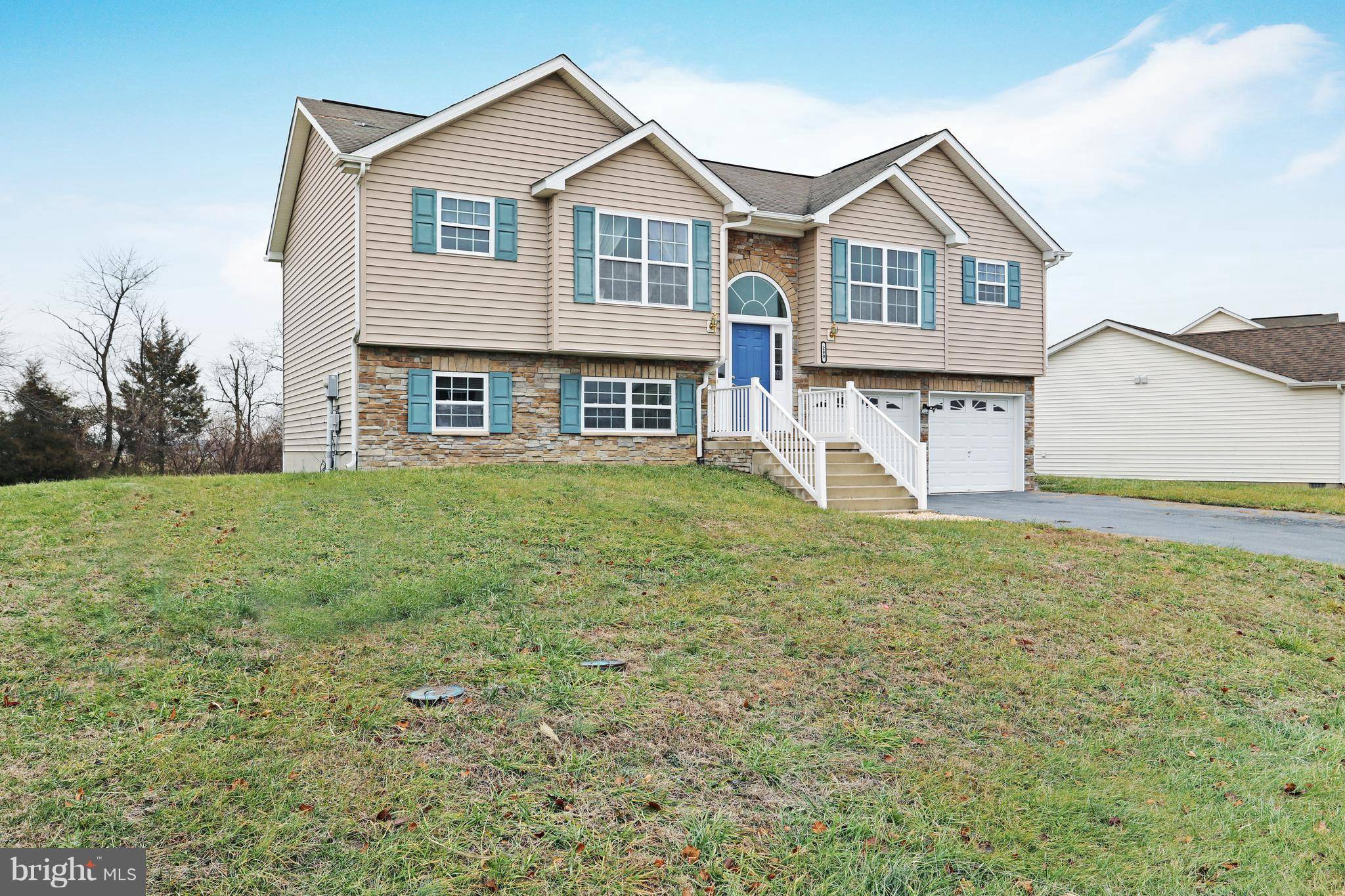 Inwood, WV 25428,280 FENIMORE DRIVE