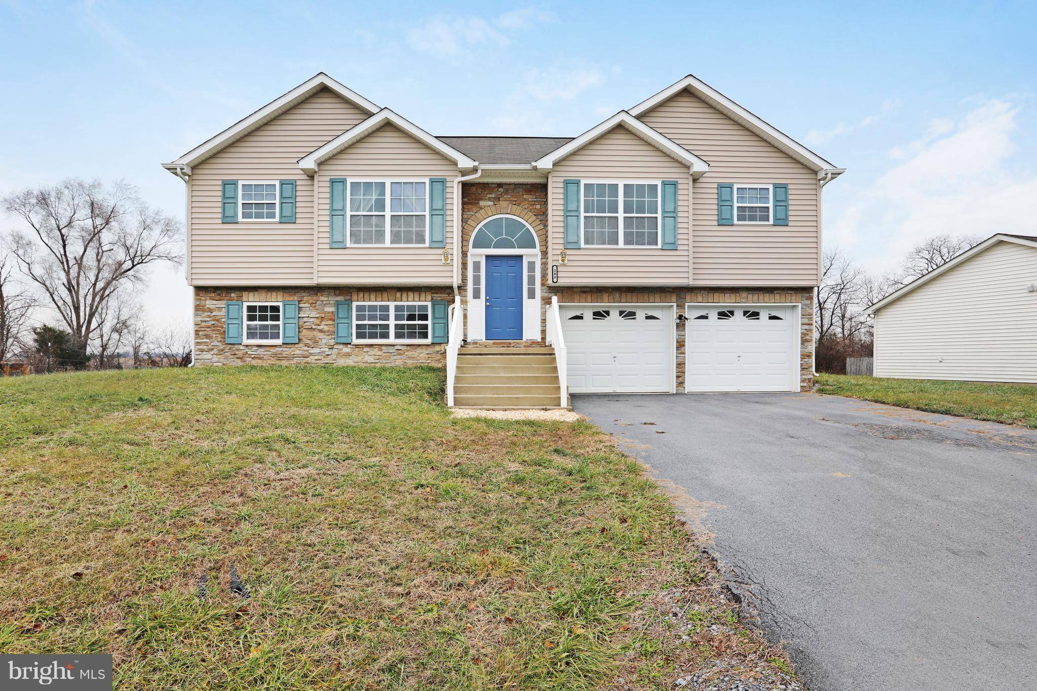 Inwood, WV 25428,280 FENIMORE DRIVE