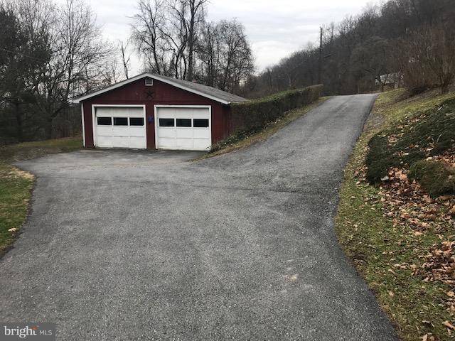 Mifflintown, PA 17059,2285 MUDDY RUN RD