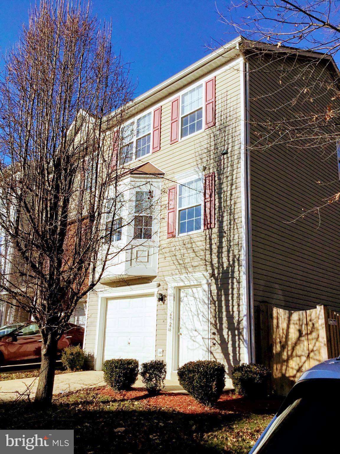 District Heights, MD 20747,6726 DARKWOOD CT