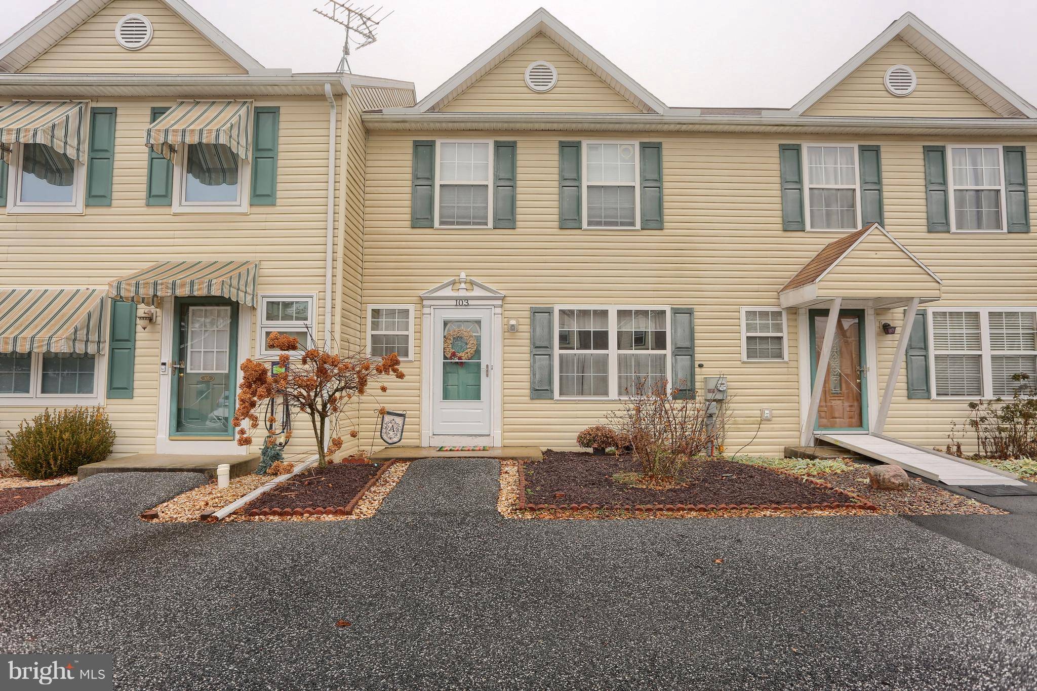 Newmanstown, PA 17073,103 PEACH ST