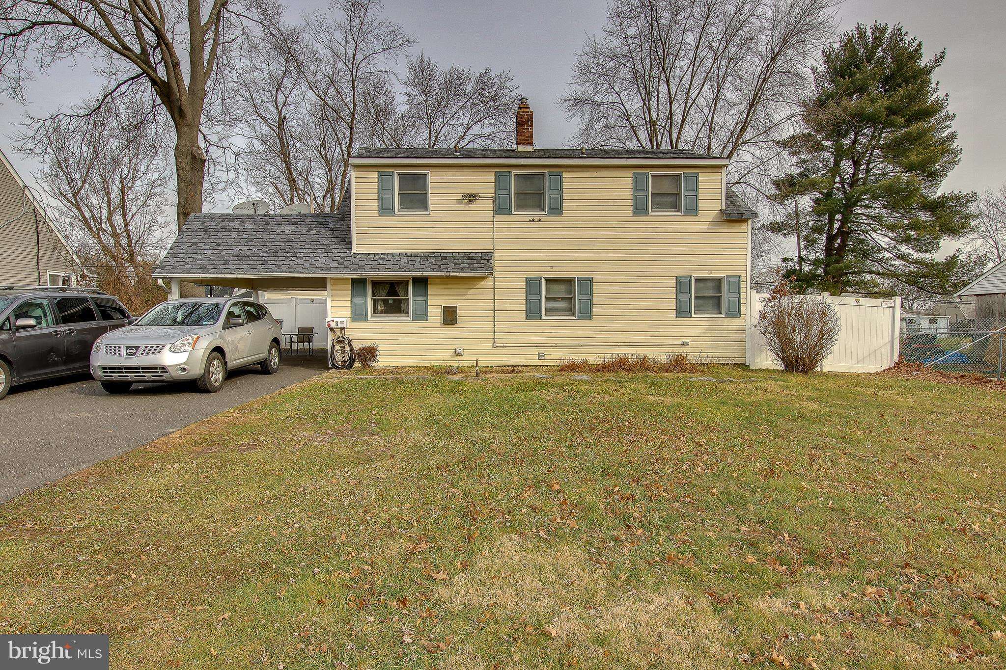 Levittown, PA 19055,8 RAMBLER LN