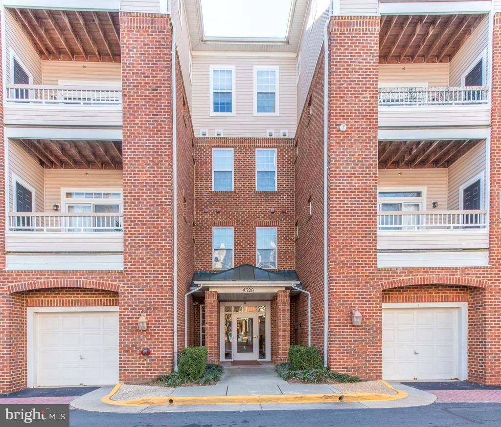 Fairfax, VA 22033,4320-C CANNON RIDGE CT #50 C