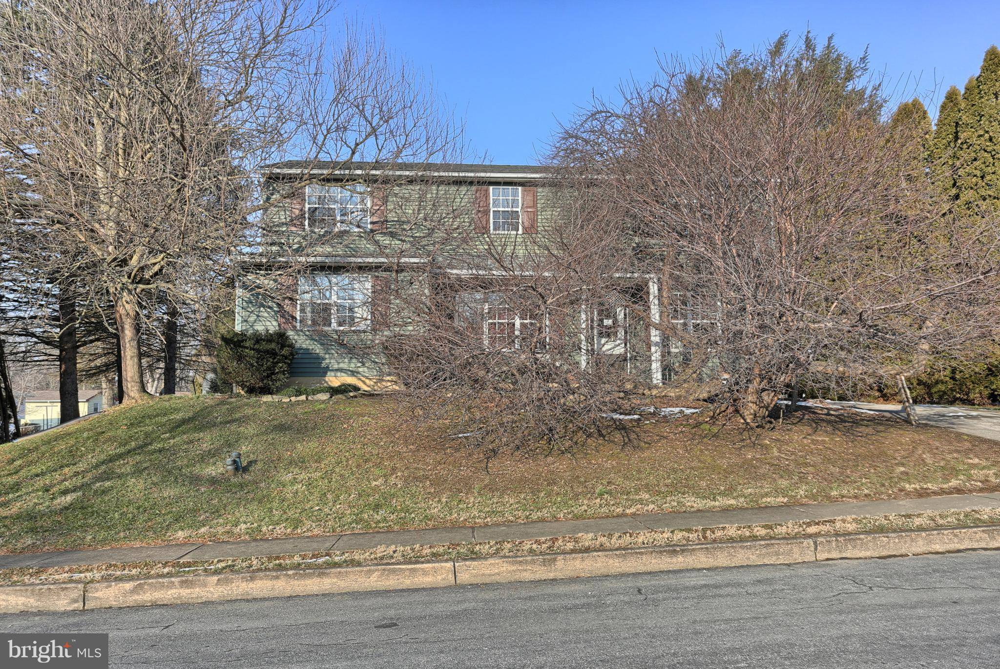 Lancaster, PA 17603,2507 VALLEY DR