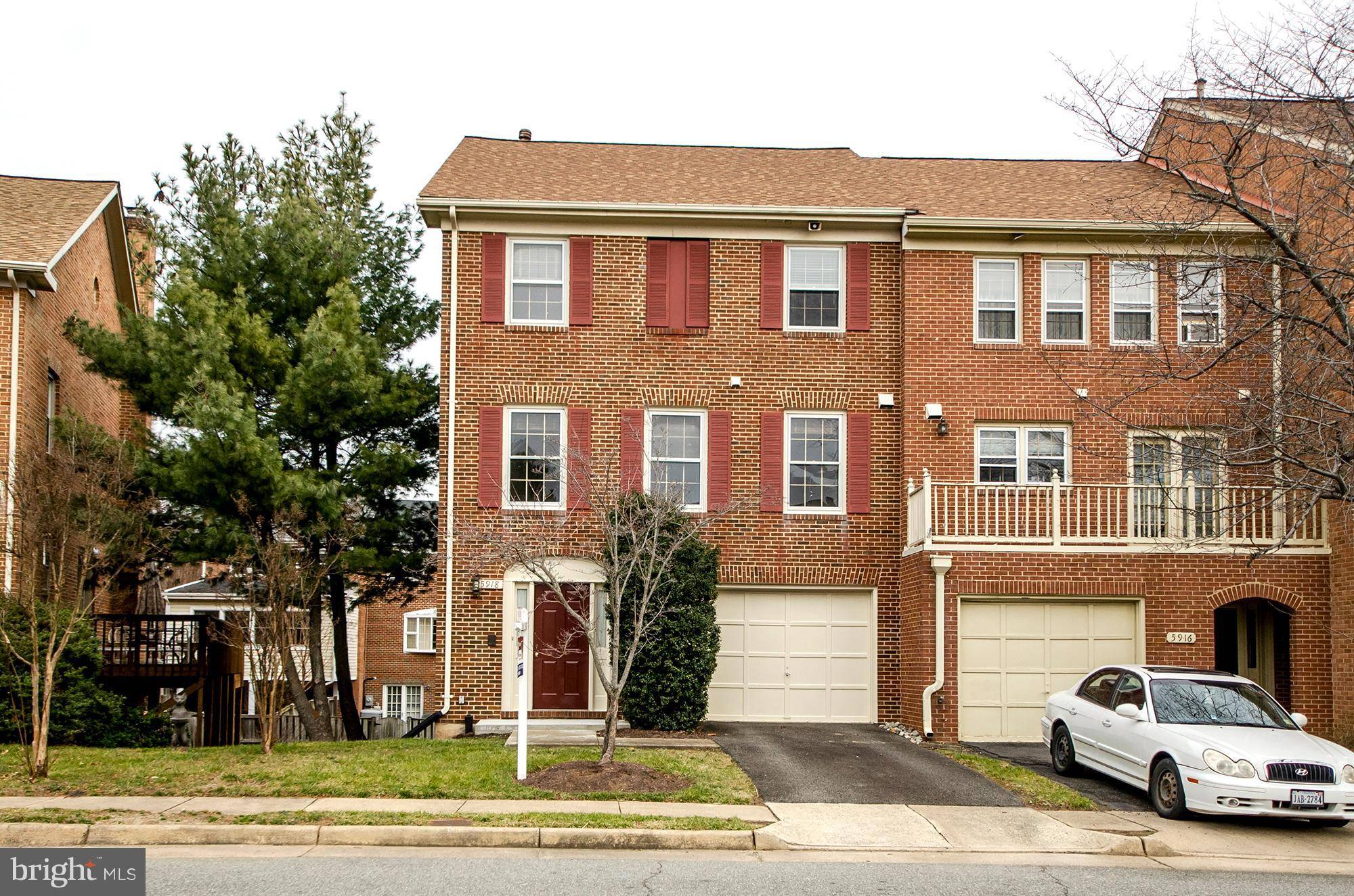 Falls Church, VA 22041,5918 MUNSON CT